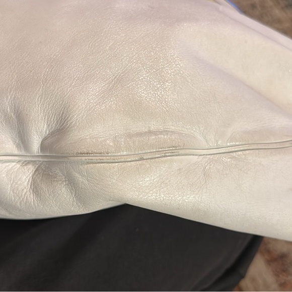 Women's Vintage Gucci Bag - Picture 6 of 6